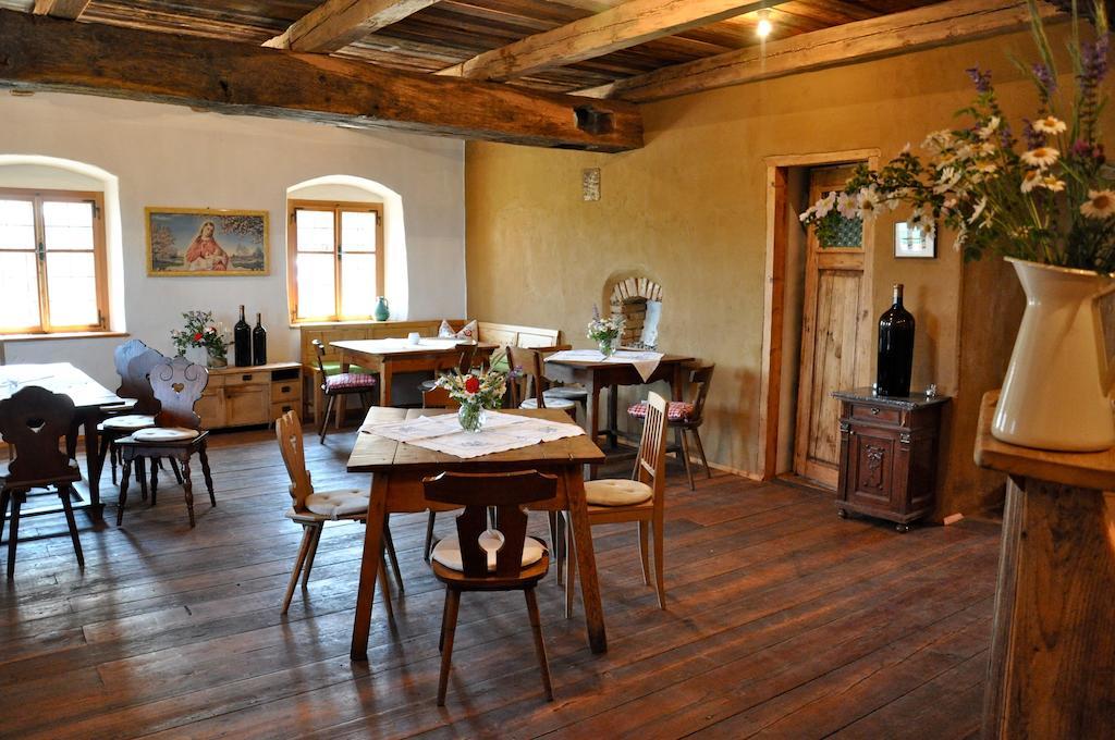 Weingut Koegl Bed & Breakfast Ratsch an der Weinstrasse Exterior photo